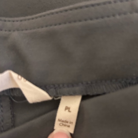 Soft Surrounding Gray Stretch Cropped Pants‎ Size Petite Large - Picture 7 of 7